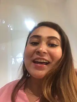 Snapshot of dulce_santamaria chatting on December 9, 9:48 pm dulce santamaria online show from December 9, 9:48 pm