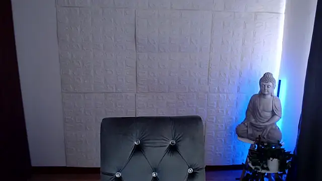 GODDESS EVANS online show from February 8, 9:46 pm