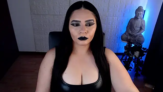 GODDESS EVANS online show from February 18, 9:09 pm