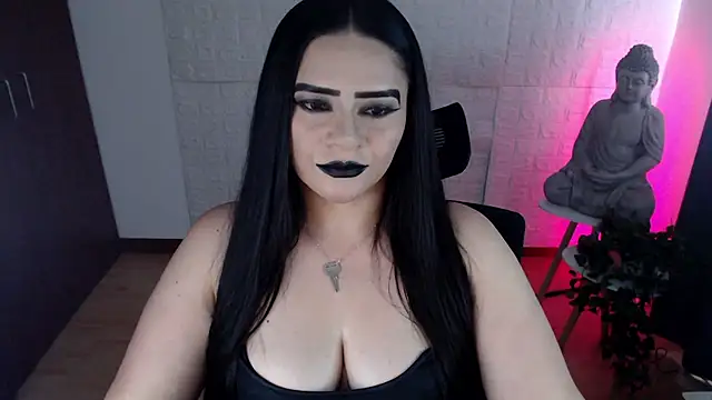 GODDESS EVANS online show from September 19, 8:31 pm