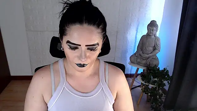 GODDESS EVANS online show from October 24, 5:53 pm