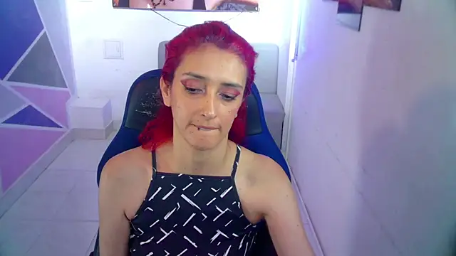 Ruby Your Milf online show from January 14, 11:27 pm