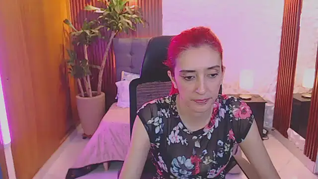 Ruby Your Milf online show from February 26, 12:38 am