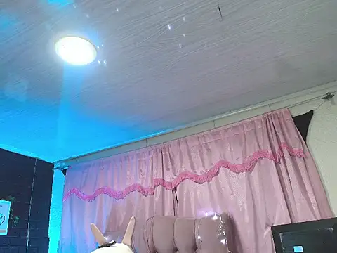 loren tits24 online show from January 27, 11:11 pm