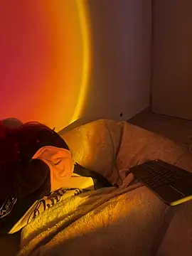 Snapshot of AnnyCherry_ chatting on January 6, 8:39 pm AnnyCherry online show from January 6, 8:39 pm