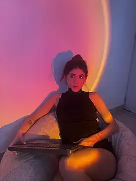 Snapshot of AnnyCherry_ chatting on January 10, 5:56 pm AnnyCherry online show from January 10, 5:56 pm