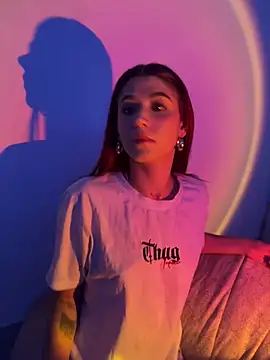 Snapshot of AnnyCherry_ chatting on January 14, 1:15 am AnnyCherry online show from January 14, 1:15 am