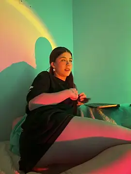 Snapshot of AnnyCherry_ chatting on February 3, 10:00 pm AnnyCherry online show from February 3, 10:00 pm