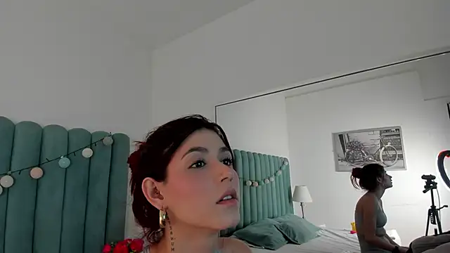 Snapshot of AnnyCherry_ chatting on March 8, 5:43 pm AnnyCherry online show from March 8, 5:43 pm