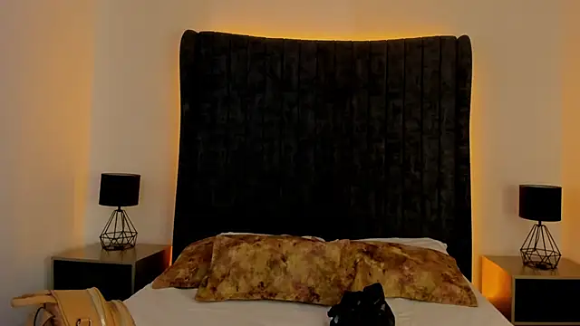 Snapshot of AnnyCherry_ chatting on September 29, 10:14 pm AnnyCherry online show from September 29, 10:14 pm