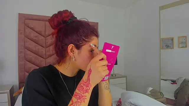 Snapshot of AnnyCherry_ chatting on October 15, 6:30 pm AnnyCherry online show from October 15, 6:30 pm