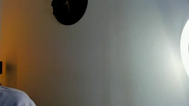 Snapshot of AnnyCherry_ chatting on October 20, 11:27 pm AnnyCherry online show from October 20, 11:27 pm