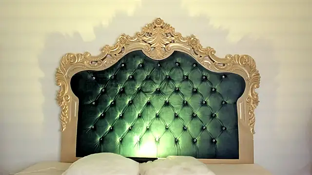Snapshot of Ari_sunshine_ chatting on September 12, 10:32 pm Ari sunshine online show from September 12, 10:32 pm