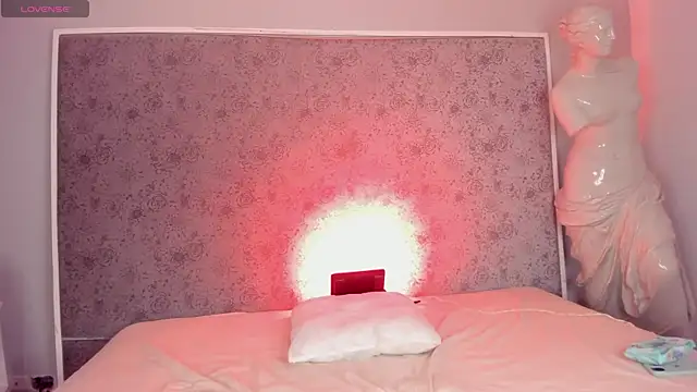 Snapshot of Ari_sunshine_ chatting on September 23, 4:59 am Ari sunshine online show from September 23, 4:59 am