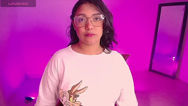 Snapshot of DIANEE_01 chatting on October 14, 11:49 pm DIANEE 01 online show from October 14, 11:49 pm