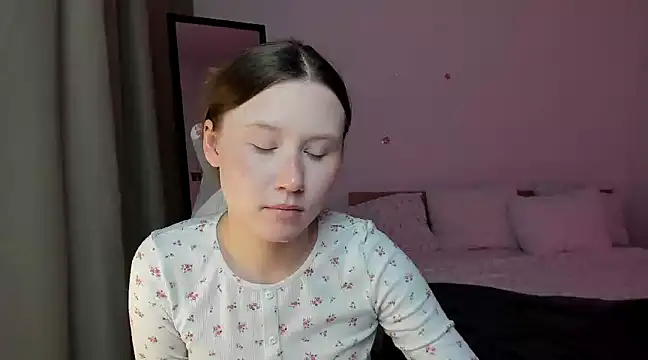 Stella Sunny online show from December 20, 5:51 pm