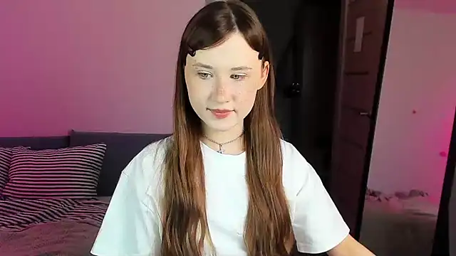 Stella Sunny online show from October 19, 1:39 am