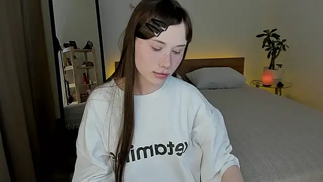 Stella Sunny online show from June 27, 9:53 pm