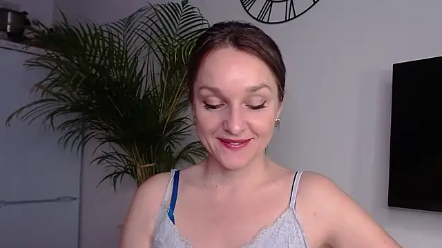 AliciaDesire online show from February 7, 3:08 pm