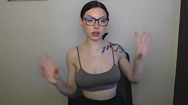 Cutesweetheart online show from March 10, 8:26 am