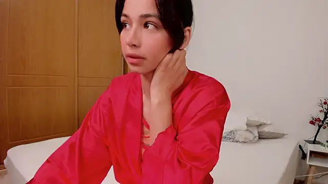 Adriennesexxx online show from December 30, 11:15 am