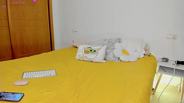 Adriennesexxx online show from January 13, 9:20 pm