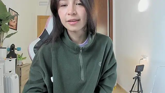 Adriennesexxx online show from February 3, 5:40 pm