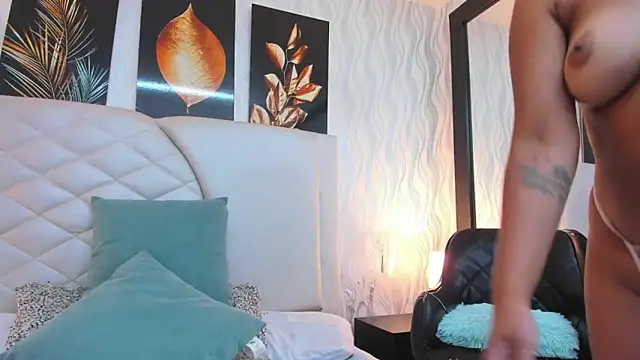 Amberr Greyy online show from January 8, 5:05 pm