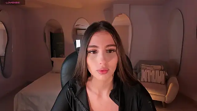 DolcieElliot online show from February 23, 12:16 pm