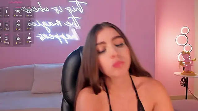 DolcieElliot online show from February 25, 3:16 pm