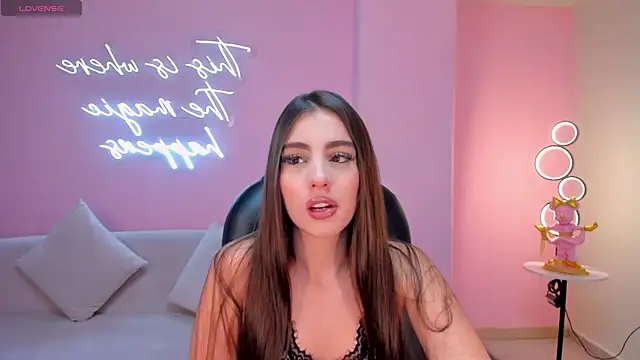 DolcieElliot online show from February 27, 12:02 pm