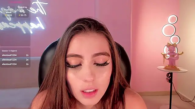 DolcieElliot online show from February 28, 3:04 pm