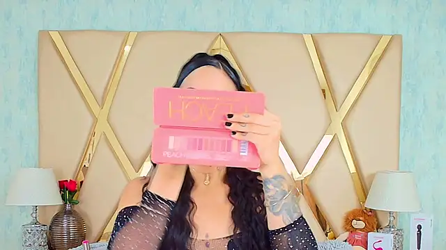 GiahDaniels online show from February 26, 8:54 pm