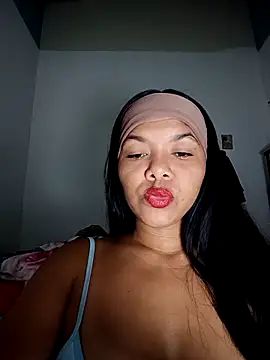 DIORA Latina online show from January 18, 8:45 pm