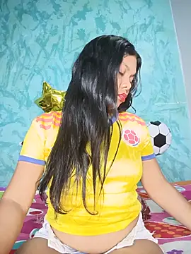 DIORA Latina online show from June 19, 3:22 am