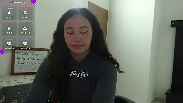 Snapshot of ArtemisNature chatting on January 26, 11:18 pm ArtemisNature online show from January 26, 11:18 pm