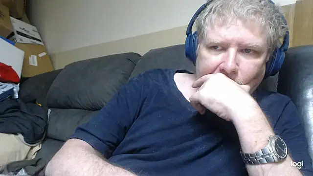 Snapshot of BrisonChase chatting on July 8, 7:40 pm BrisonChase online show from July 8, 7:40 pm