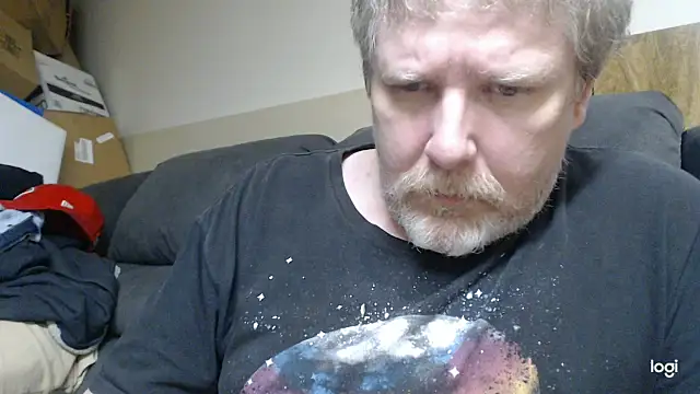 Snapshot of BrisonChase chatting on July 18, 8:45 pm BrisonChase online show from July 18, 8:45 pm