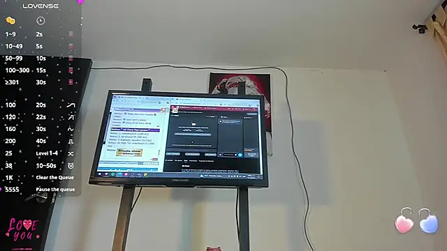 Snapshot of Vahiolet_smith chatting on October 18, 3:09 am Vahiolet smith online show from October 18, 3:09 am