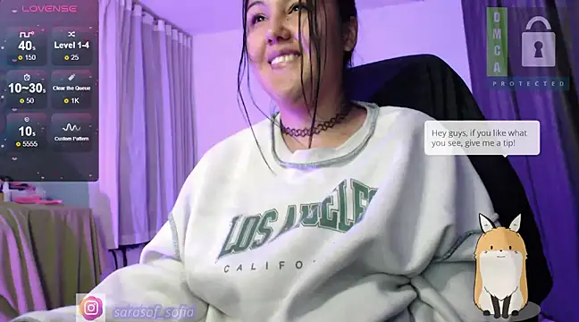 Snapshot of sara_sof_ chatting on March 22, 9:56 am sara sof online show from March 22, 9:56 am