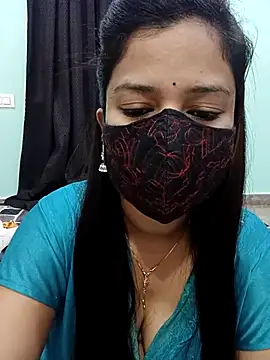 Snapshot of payal_sharma1 chatting on February 13, 1:40 am payal sharma1 online show from February 13, 1:40 am