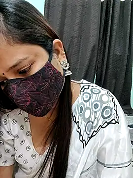 Snapshot of payal_sharma1 chatting on February 28, 12:42 pm payal sharma1 online show from February 28, 12:42 pm