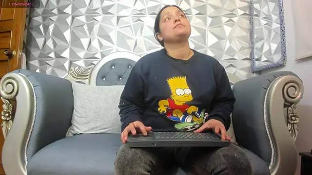 KataleyaStiward online show from December 7, 1:18 pm