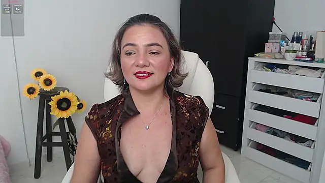 Ghada milf online show from December 3, 11:02 pm