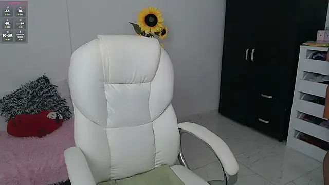 Ghada milf online show from December 23, 2:24 am