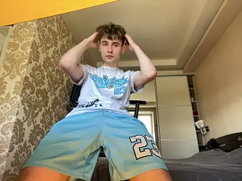 Mike severi2 online show from April 6, 6:03 am