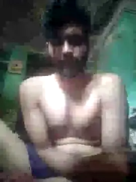 ModestZucchini65 online show from March 7, 8:22 am