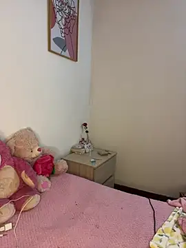 Snapshot of HallieLemon1 chatting on January 19, 3:50 am HallieLemon1 online show from January 19, 3:50 am