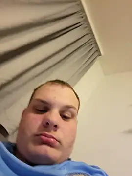 Nicolasjlhkjzl online show from April 8, 7:36 pm