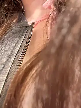 Peachy Dream online show from April 10, 4:23 pm